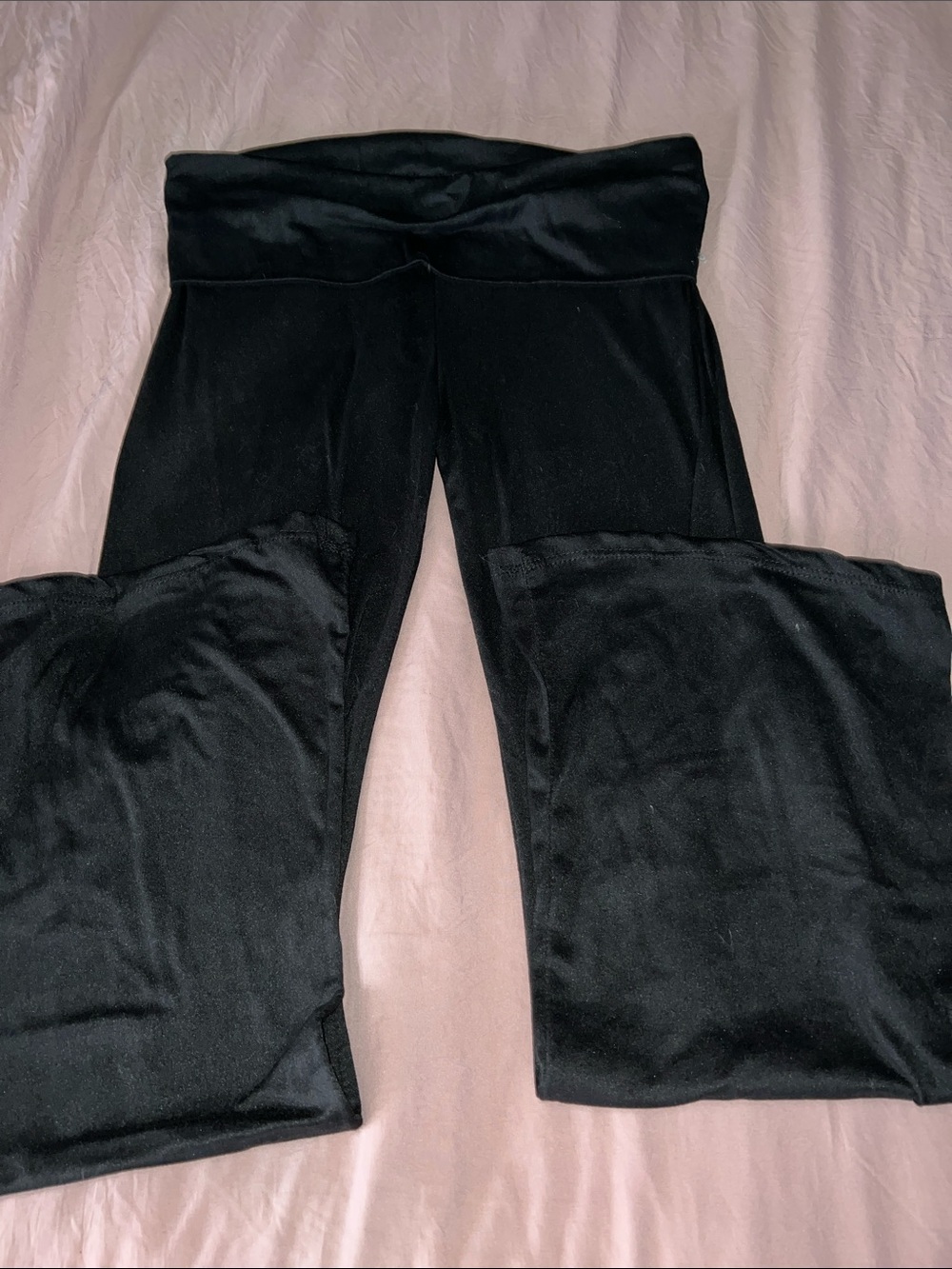 Source Unknown Black Velvet Fold-Over Waist Leggings